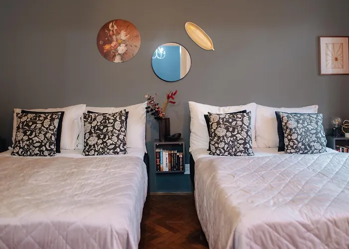 Proxima Downtown Apartment - Pool Table And Cinema Projector