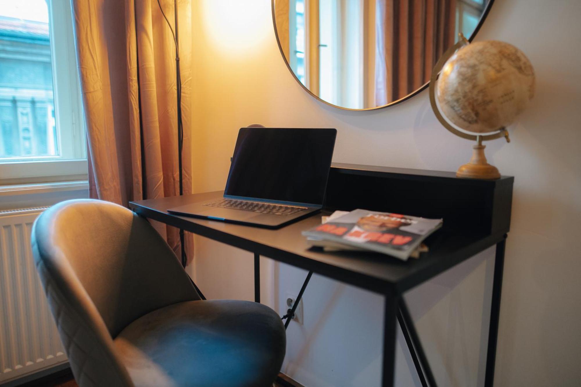 Apartamento Proxima Downtown - Pool Table And Cinema Projector Praga